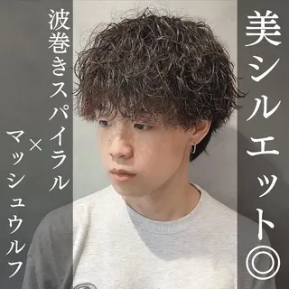 ショート パーマ ALLYS 中島史優のヘアスタイル