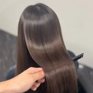 ロング パーマ 髪質改善Ⅰ透明感 艶カラーⅠたつやのヘアスタイル