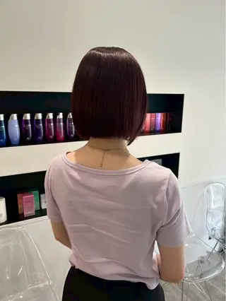 ショート カラー himari💜 酸性ストレートのヘアスタイル