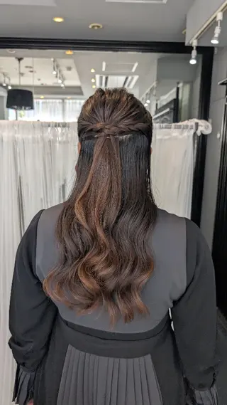 ロング ヘアアレンジ 似合わせヘアメイク 🫧moko🫧のヘアスタイル