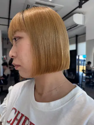 ミディアム RINA /MaisonINEのヘアスタイル