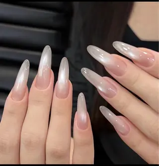 ネイル ユリ 💕のネイルデザイン