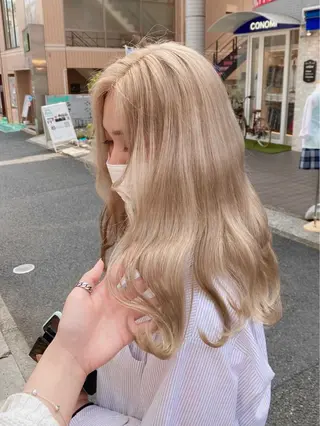 セミロング カラー ハイトーン特化💍 NØRN💍韓国のヘアスタイル