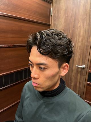 パーマ メンズ ヒロ銀座川崎 志田健介のヘアスタイル