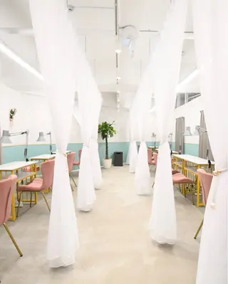 ネイル Akiho🍒 堺筋本町/心斎橋のネイルデザイン