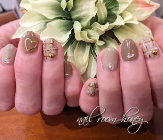 ネイル nail room honeyのネイルデザイン