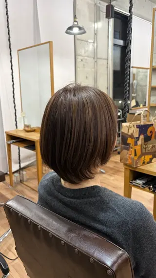 ショート カラー 林 純玲のヘアスタイル