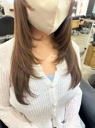 ミディアム MOURI CHISATOのヘアスタイル