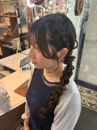 ロング ヘアアレンジ ミホ/ 元町中華街のヘアスタイル