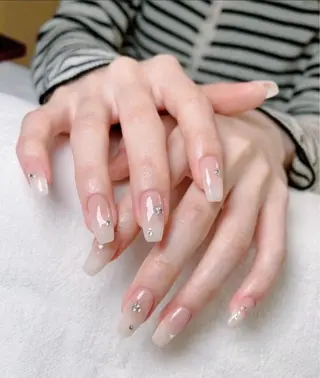 ネイル HIN NAILのネイルデザイン