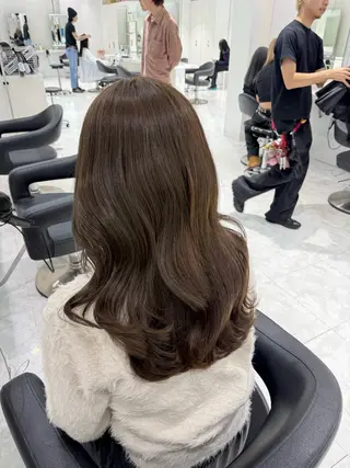 カラー 🤍ブリーチなし ブラウンhimi🤍のヘアスタイル