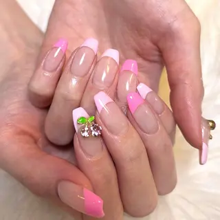 ネイル EmaNail 肥後橋店🤍YURIのネイルデザイン
