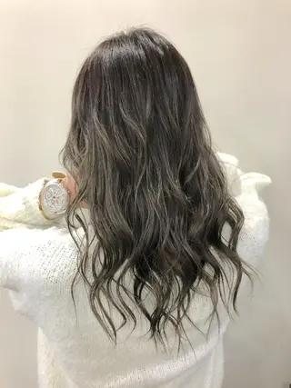 ロング カラー 奥山義進/大宮 /ダブルカラーのヘアスタイル
