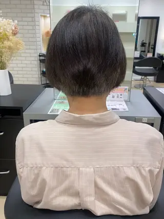 ショート 長谷川 祥子のヘアスタイル