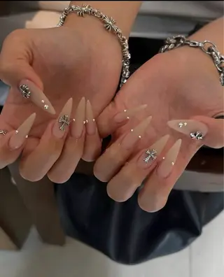 ネイル Genie Mika Nailsのネイルデザイン