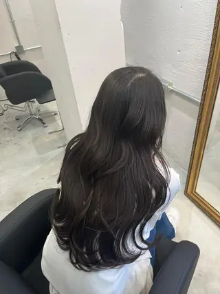 ロング カラー グレージュ/透け感 カラー/透明感カラーのヘアスタイル