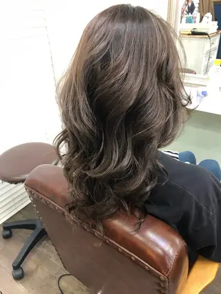 セミロング カラー 似合わせ×レイヤー× 髪質改善×t.yのヘアスタイル