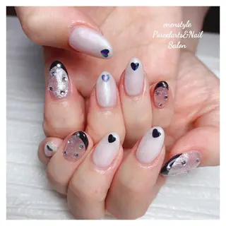 ミディアム ネイル 🐾enen style 🐾のネイルデザイン