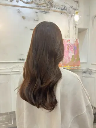 ロング ボブ・カラー 琴音のヘアスタイル