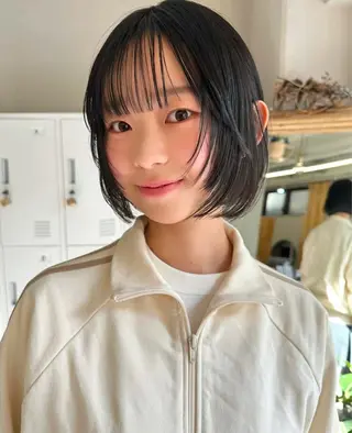 ショート 縮毛矯正/暖色カラー ピンクベージュのヘアスタイル