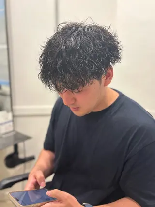 パーマ メンズ 【ただの天才 🎨】のヘアスタイル