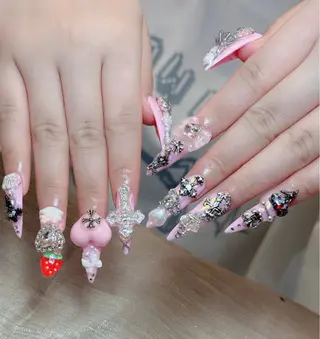 ネイル Lumi Shinokuboのネイルデザイン