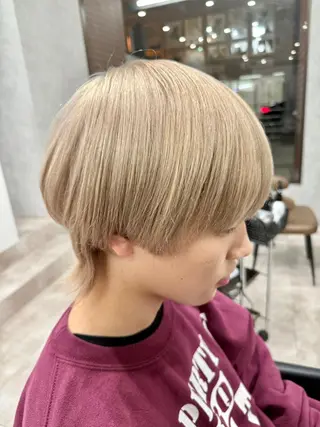 ショート カラー 水野 亨祐のヘアスタイル