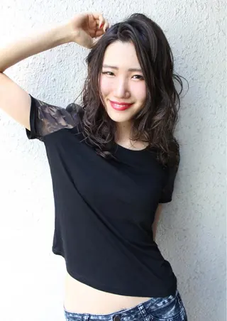 セミロング 桑名 淳のヘアスタイル