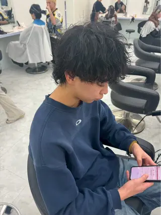 パーマ 💫メンズ特化💫 MIU/海外風のヘアスタイル