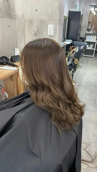 ミディアム Sunny side 大名 RIOのヘアスタイル