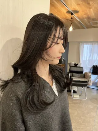 ロング カラー 下石怜子/レイヤー/ 透明感カラーのヘアスタイル