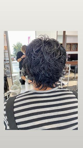 パーマ メンズ 横地 凌のヘアスタイル