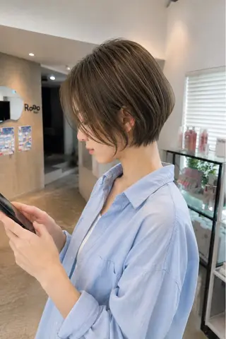 ショート aimu/レイヤー/ カラー/髪質改善のヘアスタイル