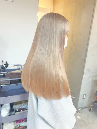 ロング カラー 🫧艶ダブルカラー ブリーチ🫧トモヤのヘアスタイル