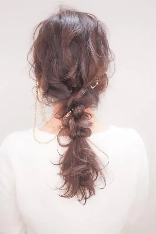ロング カラー 伊藤 裕貴のヘアスタイル