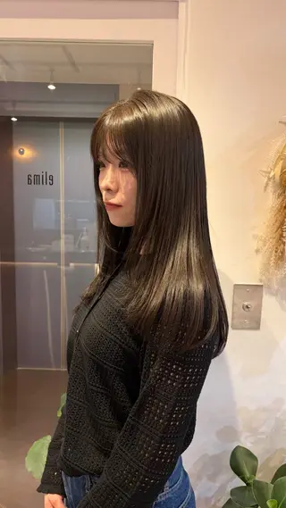セミロング カラー fifth elima.yuanのヘアスタイル