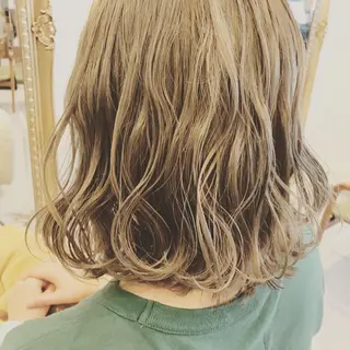 ミディアム ハイトーン得意😍 Lumiereのヘアスタイル