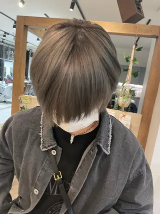 カラー メンズ EIGHT MAYUのヘアスタイル