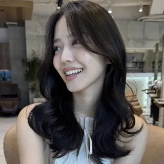 ミディアム 🌟表参道/ミディ アムレイヤー千優🌟のヘアスタイル