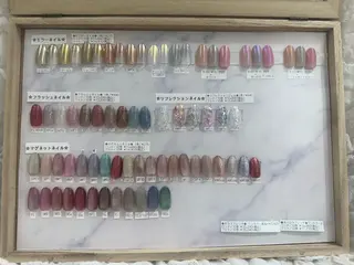 ネイル LUCULIA 武田のネイルデザイン