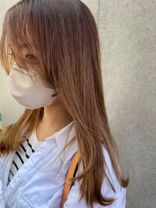 カラー EIGHT MAYUのヘアスタイル