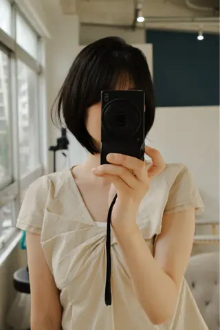 ショート カラー 切りっぱなしヘアボブ ミディアムヘアRYOのヘアスタイル