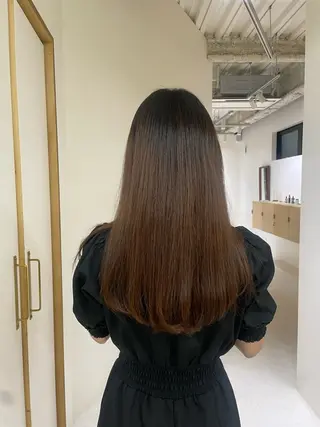 ロング DEEokazaki hina.Oのヘアスタイル