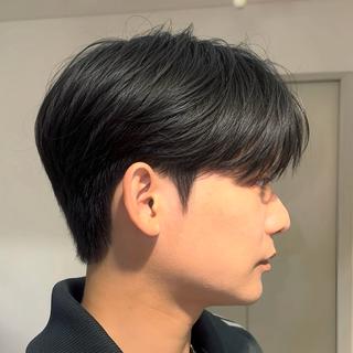 ミディアム 須佐美 悠仁のヘアスタイル