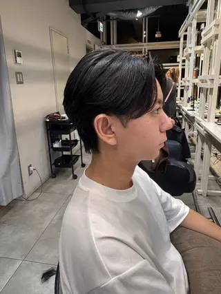 ミディアム パーマ メンズ 似合う髪型が 分からない方へのヘアスタイル