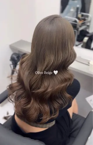 ロング カラー レイヤー透明感カラー ブリーチ🎀オトハのヘアスタイル