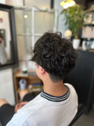 ミディアム パーマ メンズ 元住吉プランツヘアー ☘️まるやま☘️のヘアスタイル