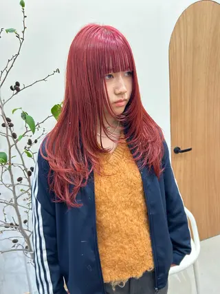 ロング カラー パーマ ヘアアレンジ デザインカラー/ボブ ブリーチカラー/ユリのヘアスタイル