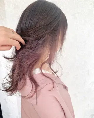セミロング カラー ムラヨシ ショータのヘアスタイル