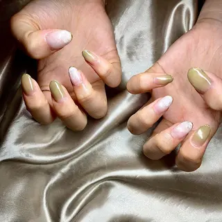 セミロング カラー パーマ ヘアアレンジ メンズ キッズ ネイル マツエク・マツパ アイブロウ el. by Aoのネイルデザイン